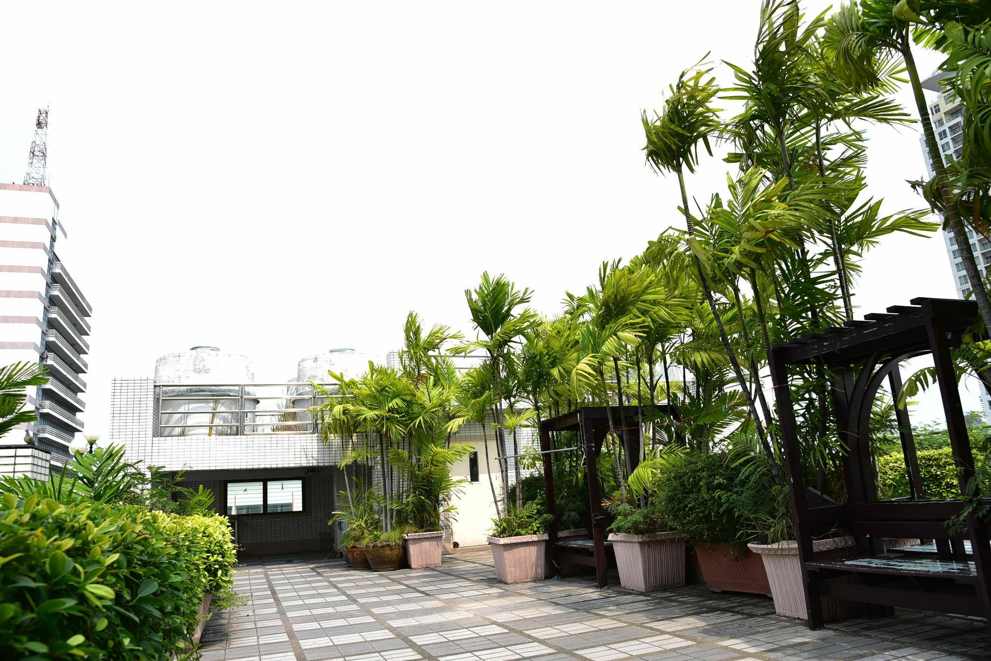 Platinum Villa Bangkok Exterior photo