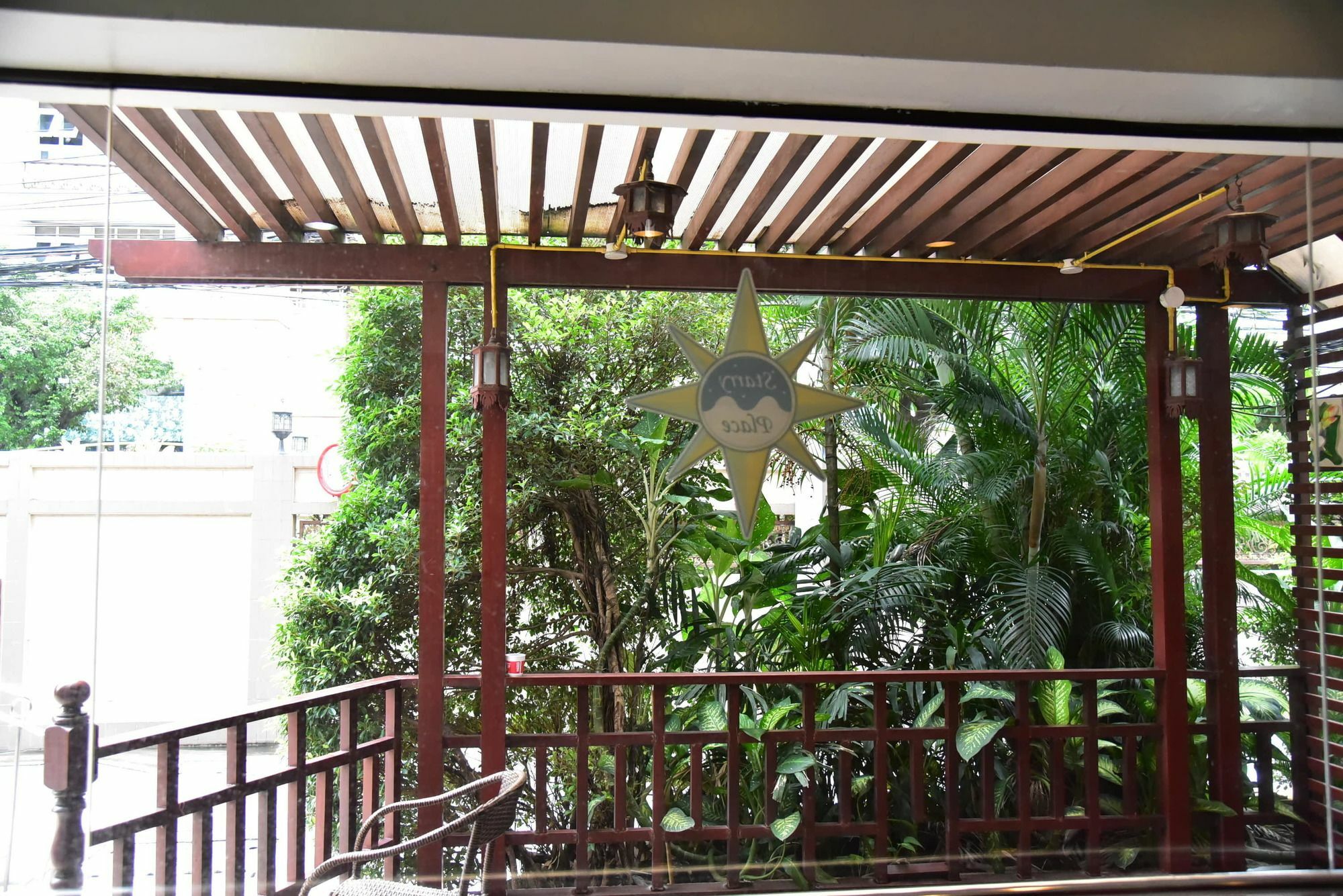 Platinum Villa Bangkok Exterior photo