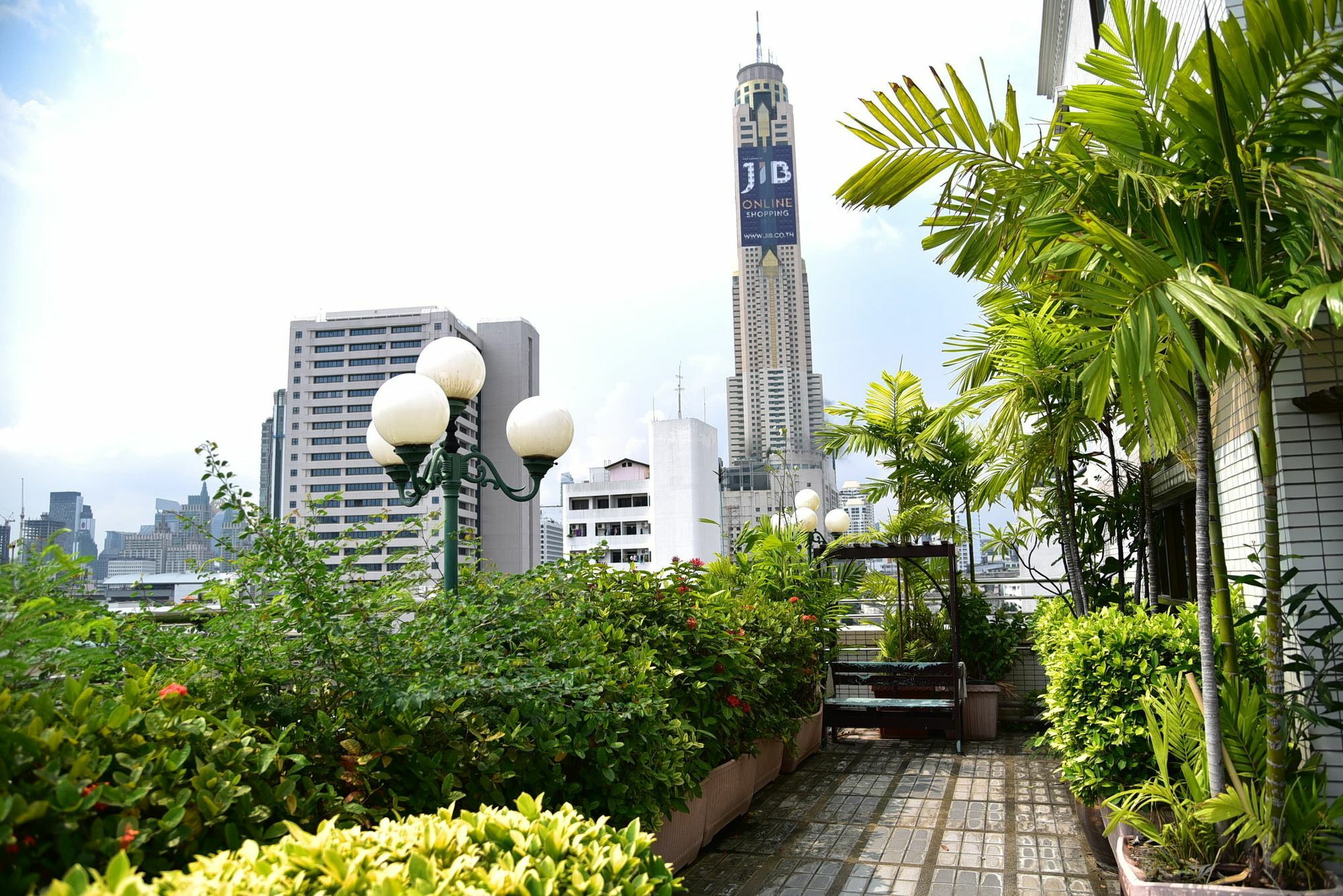 Platinum Villa Bangkok Exterior photo